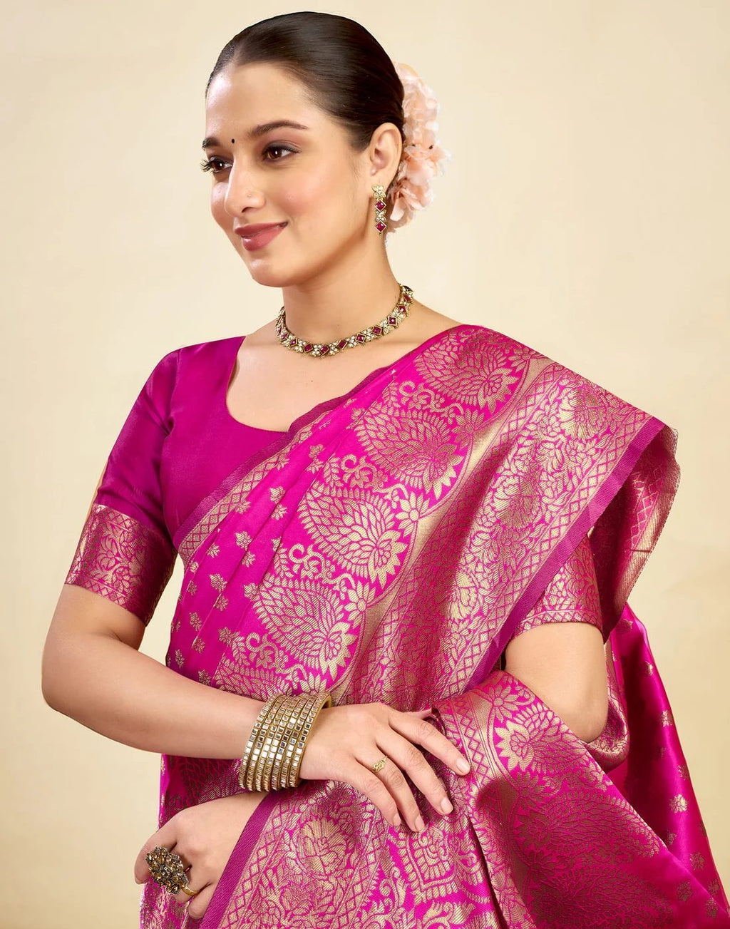 Women's Silk Blend Banarasi Jacquard Classic Motif Design Saree with Unstitched Blouse Piece